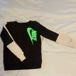 Nike Crewcut 4T Sweatshirt